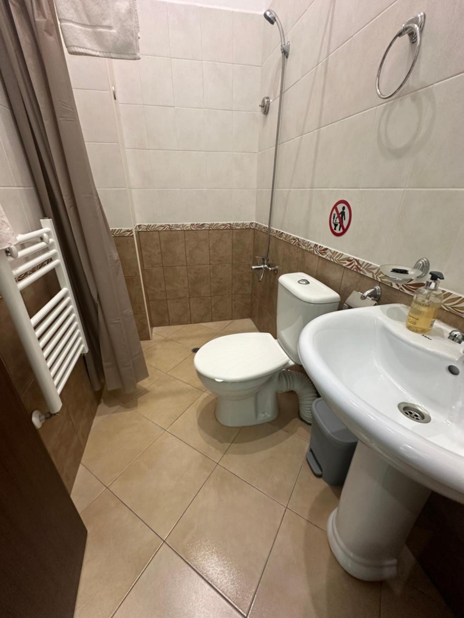 Kremena Guest House Bagian luar foto